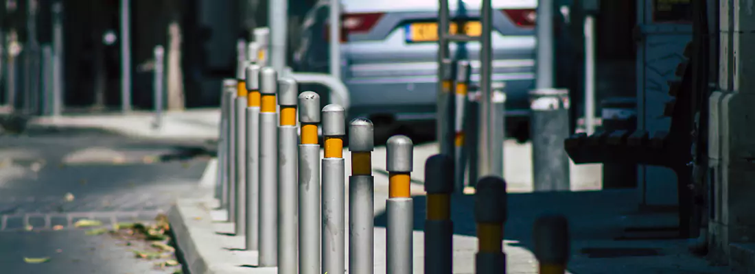 Safe and Convenient Retractable Barrier Column Systems for Properties in Lake Magdalene, FL